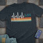 Retro Heartbeat 1.d4 Chess T-Shirt